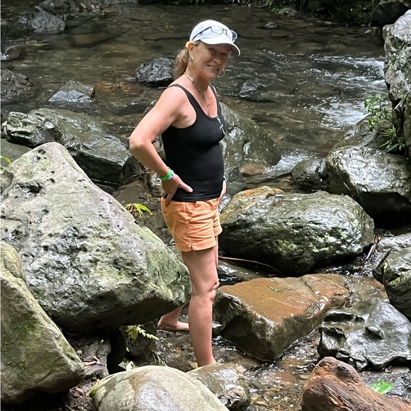 Meet Posher, Monica…☘️Open to a WHOLE WORLD of Amazing possibilities ! ♥️😍🏝️🌎 - Picture 8 of 9